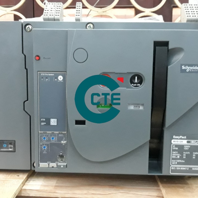 EASYPACT MVS